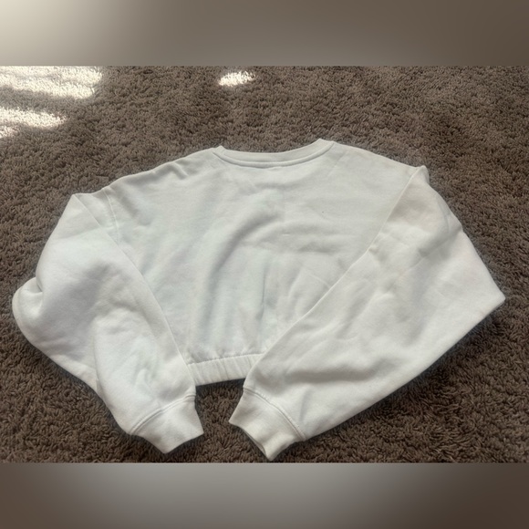 Coca-Cola Crop Top Crew Neck Pullover Sweater Women’s Size XS. - Picture 3 of 3